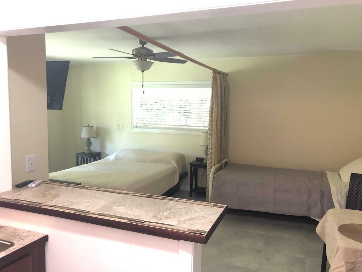 Aaron'S Cottage Hilo Exterior photo
